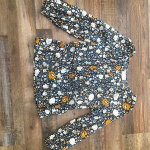 Universal Thread Cute Floral Blouse